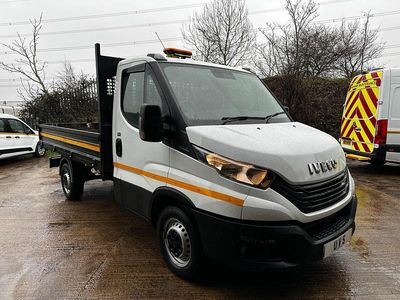 Begagnad Iveco Daily 134 HK (98 kW) 2022 Vit Cab