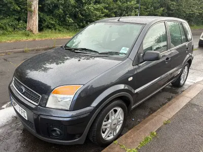Used Ford Fusion Zetec 101 HP (74 kW) 2007 Grey Hatchback