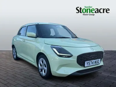 Usado Suzuki Swift 82 CV (60 kW) 2024 Amarillo Utilitario