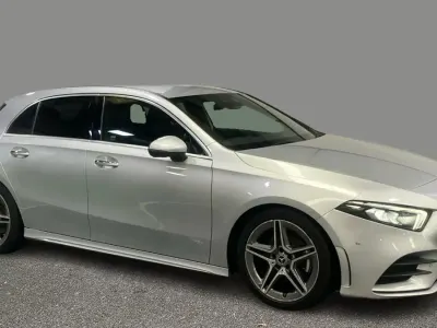 Usado Mercedes A200 AMG Line Premium 163 HP (119 kW) 2018 Prateado Citadino