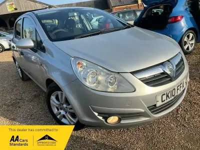 Used Vauxhall Corsa 80 HP (58 kW) 2010 Silver Hatchback