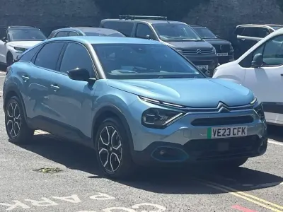 Used Citroën e-C4 Shine 100 kW (136 HP) 2023 Blue Hatchback
