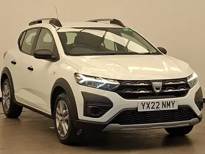 Used Dacia Sandero Essentiel 91 HP (66 kW) 2022 White Hatchback