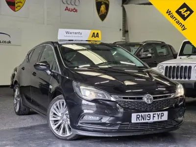 Usado Vauxhall Astra S 136 CV (100 kW) 2019 Negro Utilitario