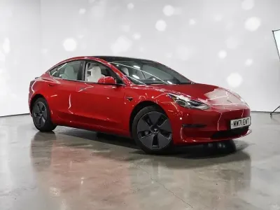 Used Tesla Model 3 Long Range AWD 366 kW (498 HP) 2021 Red Sedan