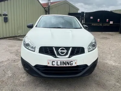 Used Nissan Qashqai Visia 117 HP (86 kW) 2013 White SUV