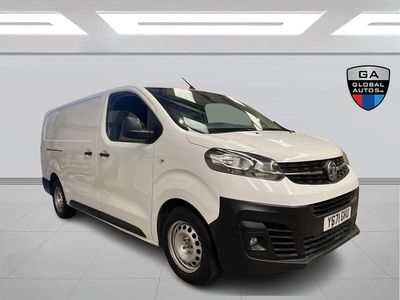 Used Vauxhall Vivaro 145 HP (106 kW) 2021 White MPV