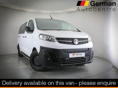 Used Vauxhall Vivaro 100 kW (136 HP) 2022 White MPV