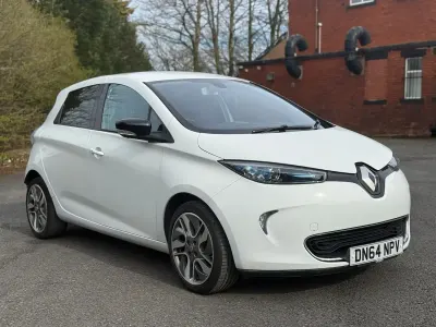 Used Renault Zoe Dynamique 64 kW (88 HP) 2014 White Hatchback