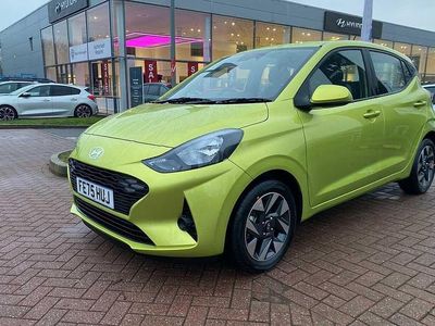 Green New 2025 Hyundai i10 Advanced Hatchback | £16,000 (Fair price)