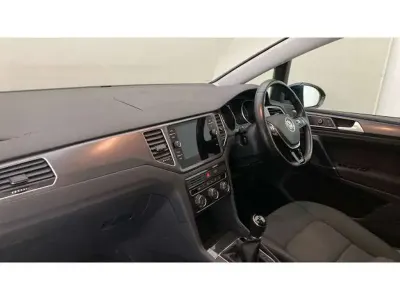 Used VW Golf Sportsvan SE 131 HP (96 kW) 2018 Blue MPV