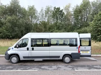 Used Peugeot Boxer 130 HP (95 kW) 2017 Silver Van