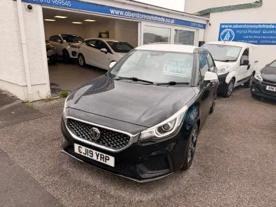 Usado MG MG3 Excite 106 CV (77 kW) 2019 Negro Utilitario