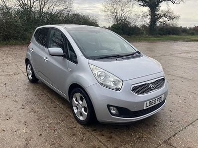 Silver Used 2010 Kia Venga Hatchback | £1,995 (Fair price)