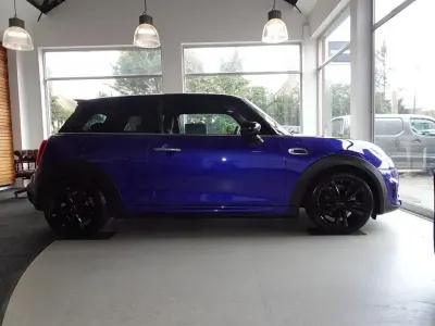 Used Mini Cooper Hatch 136 HP (100 kW) 2020 Blue Hatchback