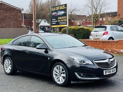 Used Vauxhall Insignia SRi 170 HP (125 kW) 2016 Black Hatchback