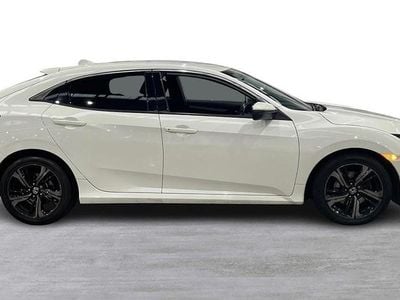 Orchid white Used 2019 Honda Civic SR Hatchback | £10,975 (Fair price)
