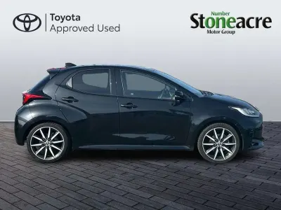 Used Toyota Yaris Hybrid Sport 128 HP (94 kW) 2025 Black Hatchback
