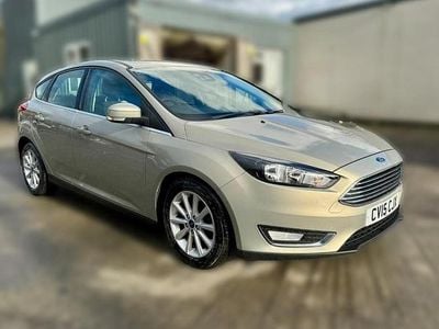Used Ford Focus Titanium 120 HP (88 kW) 2015 Silver Hatchback