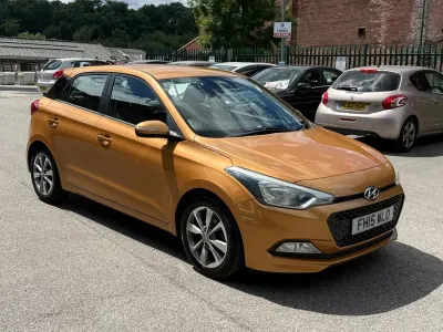 Used Hyundai i20 SE 84 HP (61 kW) 2015 Orange Hatchback