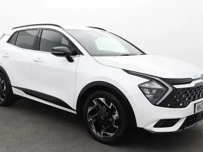 Used Kia Sportage GT-Line 157 HP (115 kW) 2025 Fusion white SUV