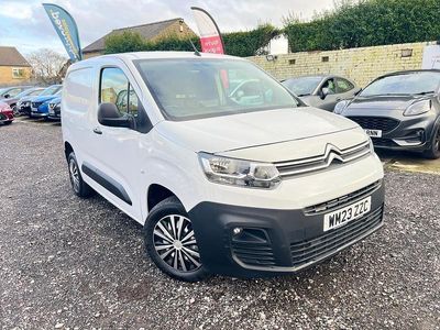 Used Citroën Berlingo 100 HP (73 kW) 2023 White MPV