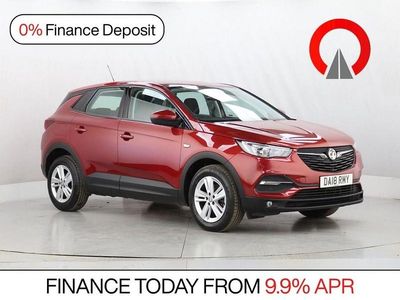 Used Vauxhall Grandland X S 120 HP (88 kW) 2018 Red SUV