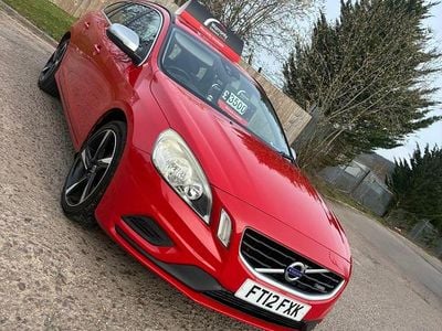 Used Volvo V60 R-Design 163 HP (119 kW) 2012 Red Estate