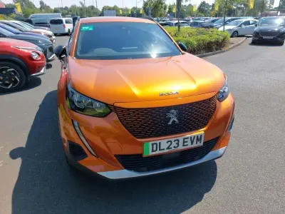 Used Peugeot e-2008 Allure+ 100 kW (136 HP) 2023 Orange SUV
