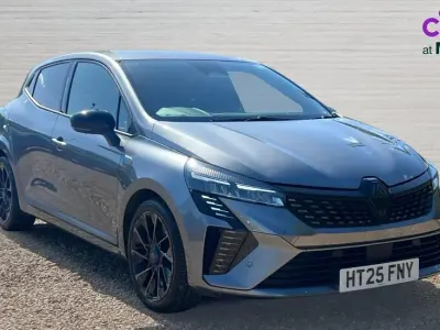Używany Renault Clio V Esprit Alpine 90 KM (66 kW) 2025 Szary Hatchback