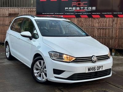 White Used 2016 VW Golf Sportsvan SE MPV | £6,695 (Fair price)