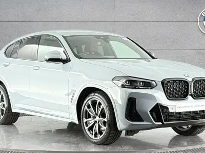 Usado BMW X4 M Sport 187 CV (137 kW) 2024 Gris SUV