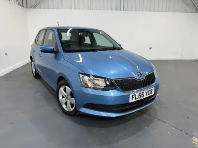 Used Skoda Fabia SE 90 HP (66 kW) 2016 Blue Hatchback