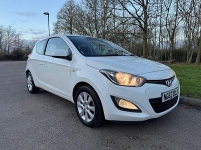 Used Hyundai i20 Active 2014 White Hatchback