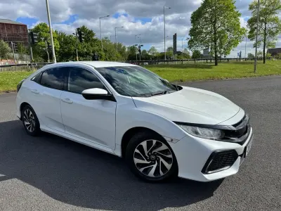 Used Honda Civic SE 129 HP (94 kW) 2017 White Hatchback