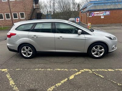 Used Ford Focus Zetec 125 HP (91 kW) 2011 Silver Estate