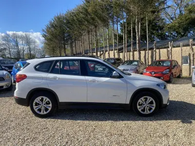 Usado BMW X1 Comfort Edition 150 CV (110 kW) 2017 Blanco SUV