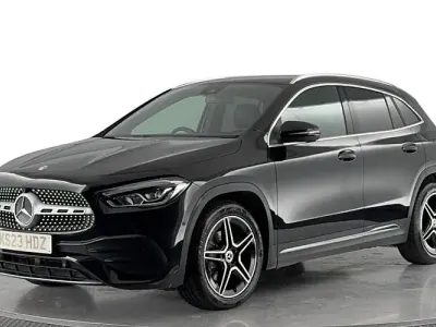 Used Mercedes GLA200 Executive 163 HP (119 kW) 2022 Black SUV