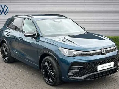 Second-hand VW Tiguan R-line 150 CP (110 kW) 2025 Albastru SUV