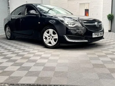 Used Vauxhall Insignia Design Edition 136 HP (100 kW) 2016 Black Hatchback