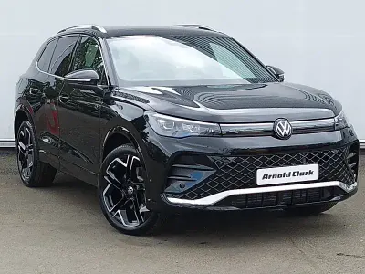 New VW Tiguan R-line 150 HP (110 kW) 2025 Black SUV