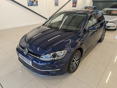 Used VW Golf VII SE 115 HP (84 kW) 2018 Blue Hatchback