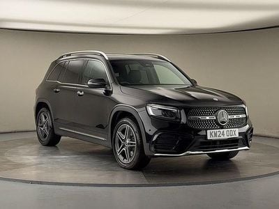 Mercedes GLB220