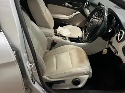 Usado Mercedes GLA200 AMG line 2015 Prateado SUV