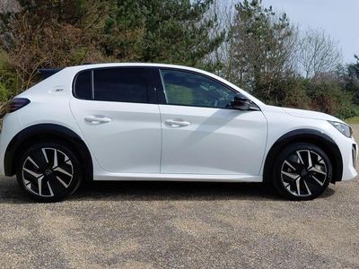 Used Peugeot 208 GTi 135 HP (99 kW) 2025 White Hatchback