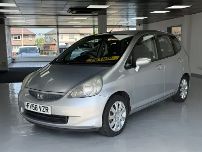 Used Honda Jazz SE 100 HP (73 kW) 2009 Silver Hatchback
