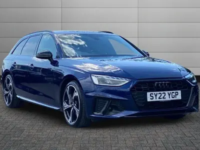 Used Audi A4 Black Edition 261 HP (191 kW) 2022 Blue Estate