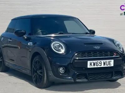 Begagnad Mini Cooper S Sport 192 HK (141 kW) 2019 Blå Halvkombi