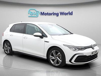 Second-hand VW Golf VIII R-line 130 CP (95 kW) 2022 Alb Hatchback