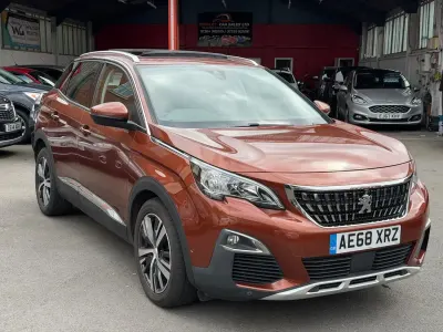 Second-hand Peugeot 3008 Allure 130 CP (95 kW) 2018 Maro SUV